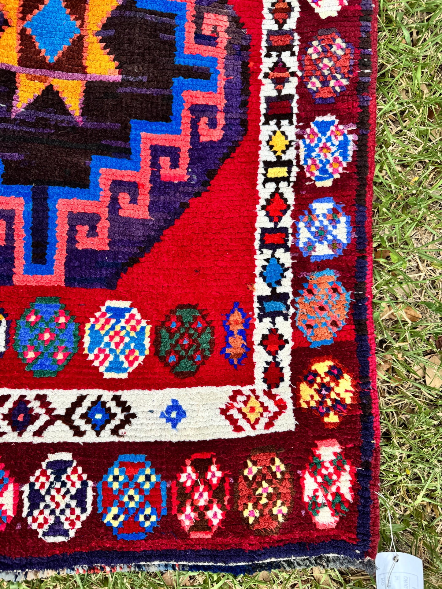 Candy (2’8” x 12’11”)