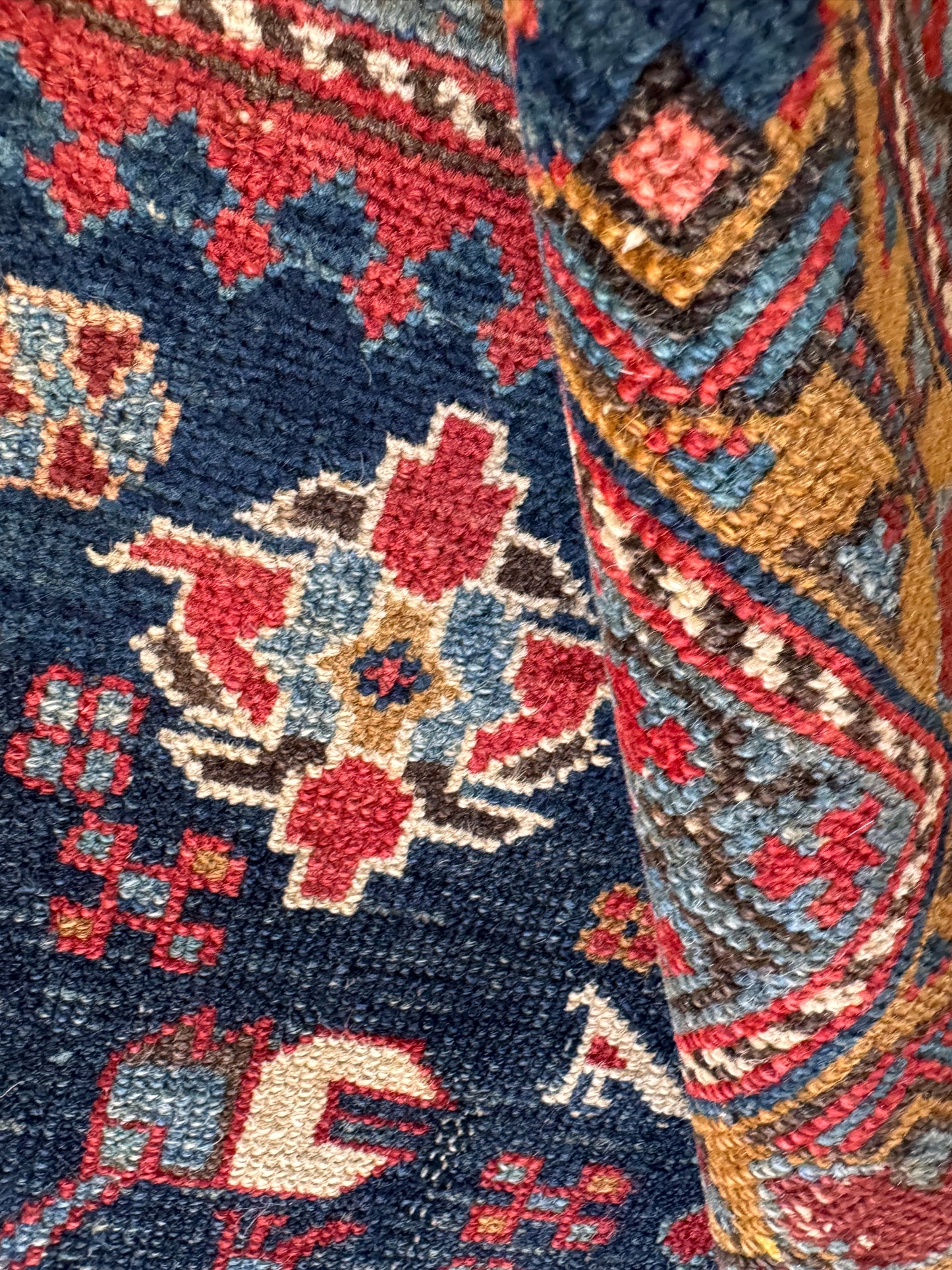 Rowan (4’8.5” x 7’)