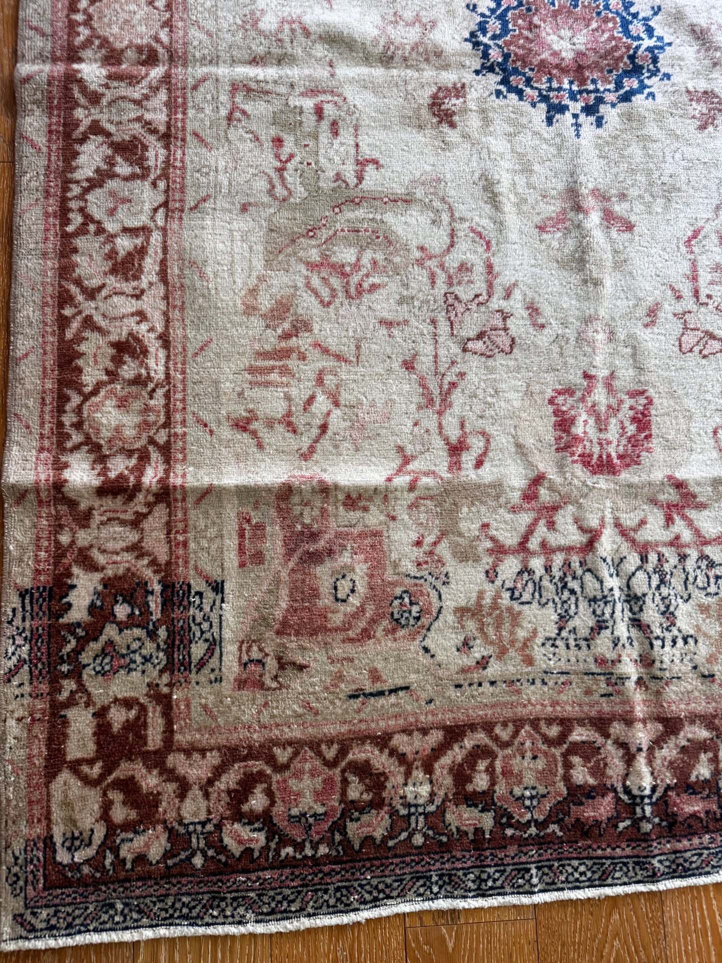 Margaret (4’9” x 7’1”)