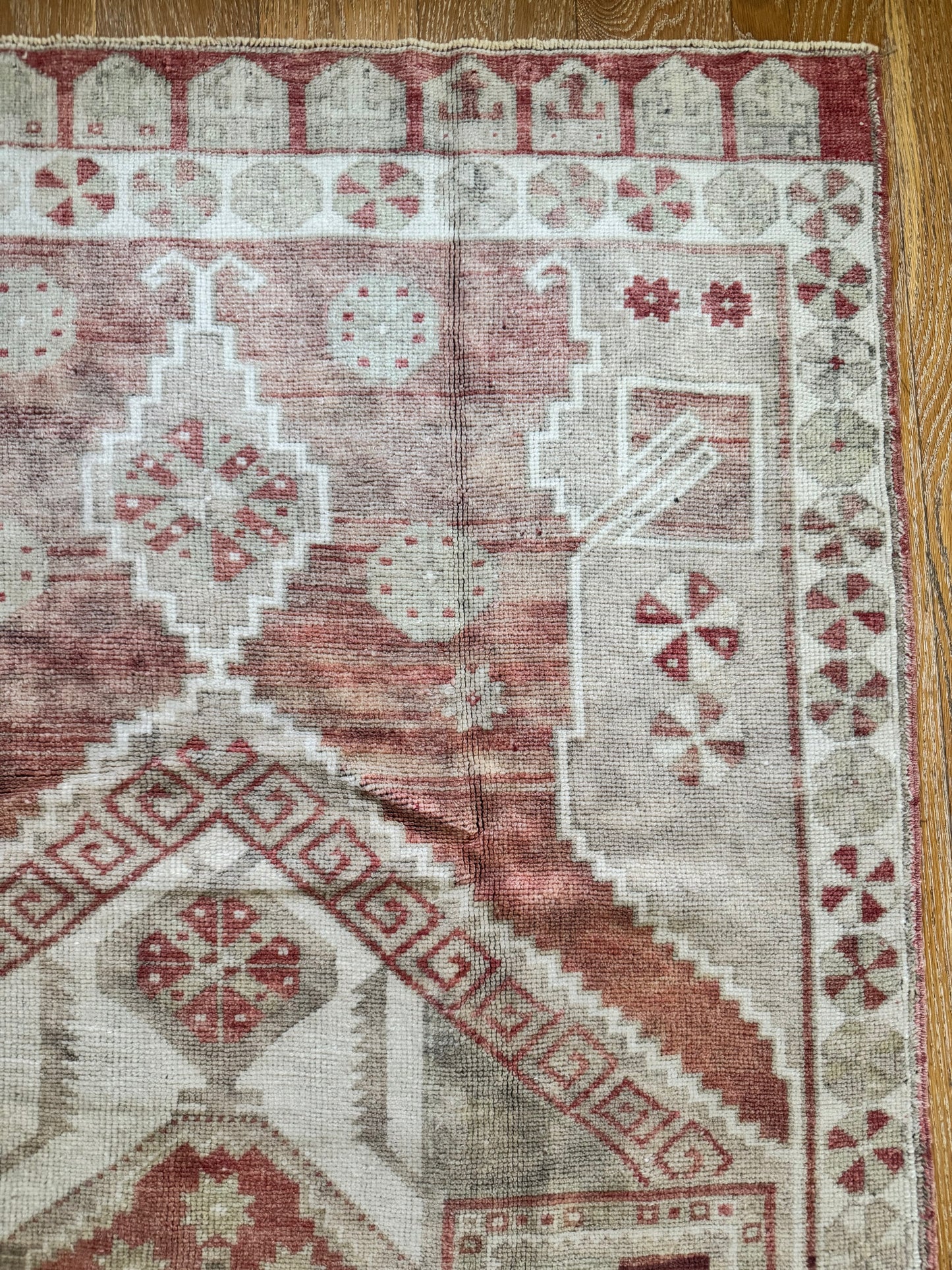 Cecil (4’1” x 7’1”)