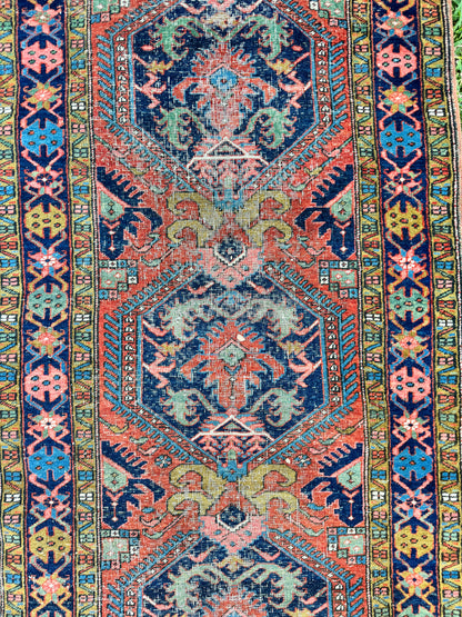 Gustav (3’5” x 17’9”)