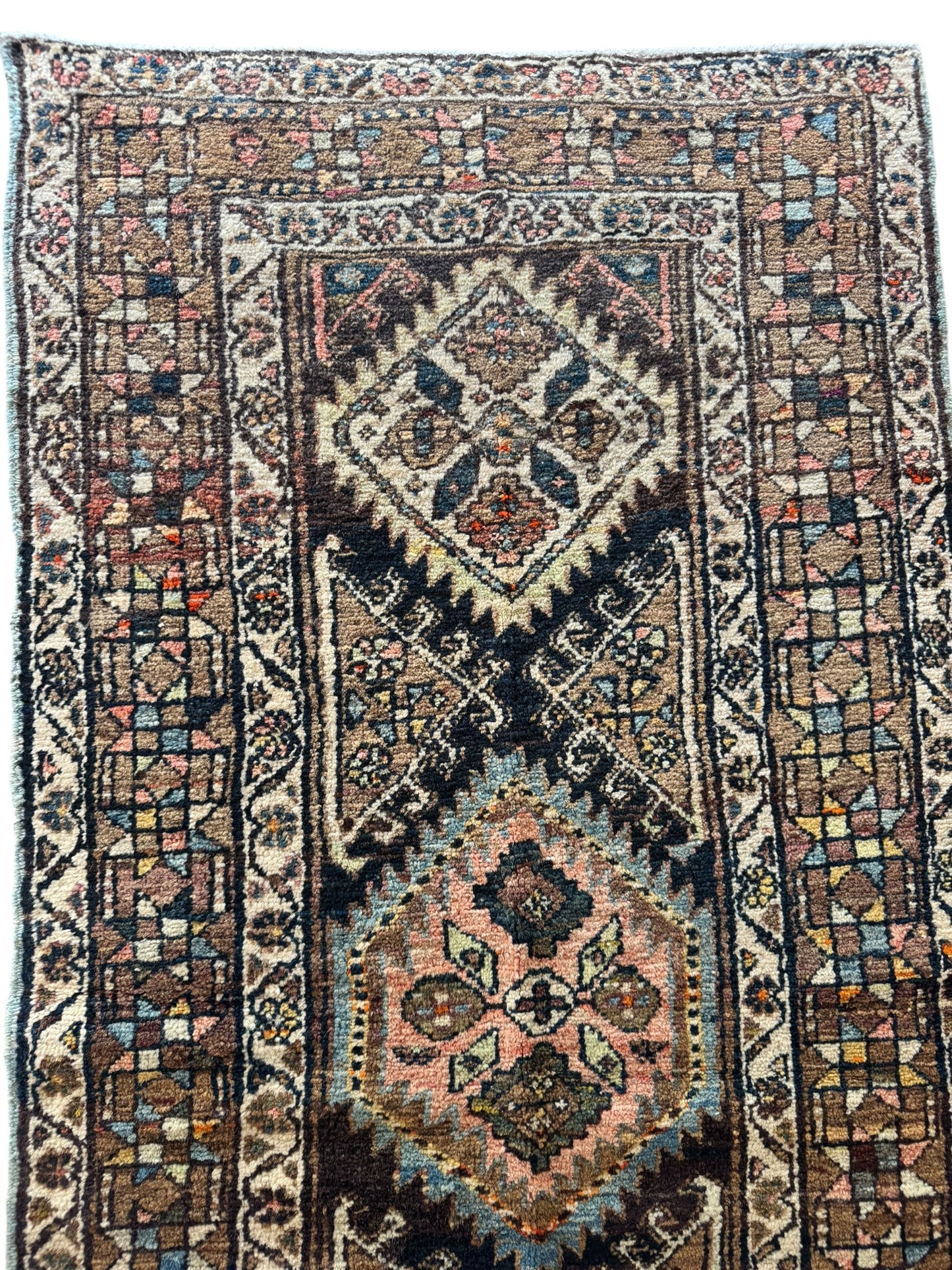 Soren (3’2” x 13’6”)