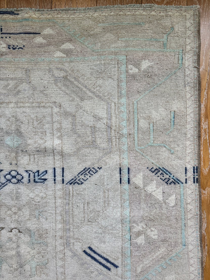 Ghost (4’x6’7”)