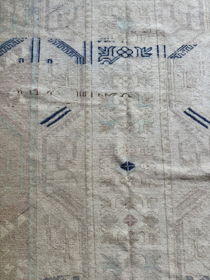 Ghost (4’x6’7”)