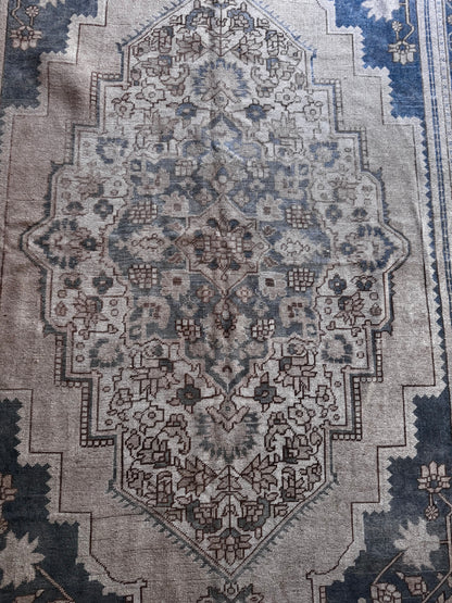 Talon (6’9”x12’2”)