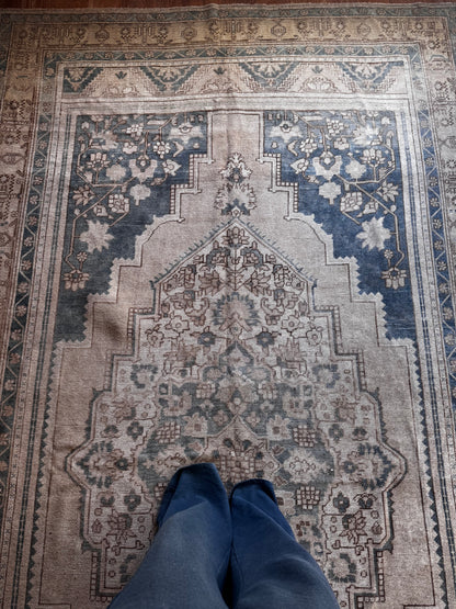 Talon (6’9”x12’2”)