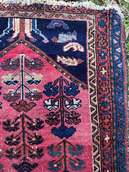 Minnie (2’7” x 4’)